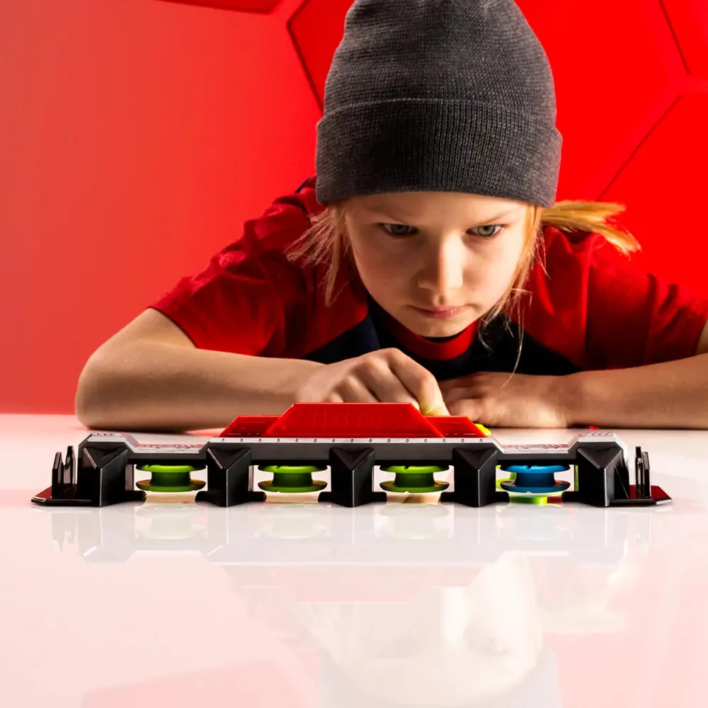 Fat Brain Toys MagShuto Bitwa o Sloty Magnetyczna Gra Zręcznościowa 6+