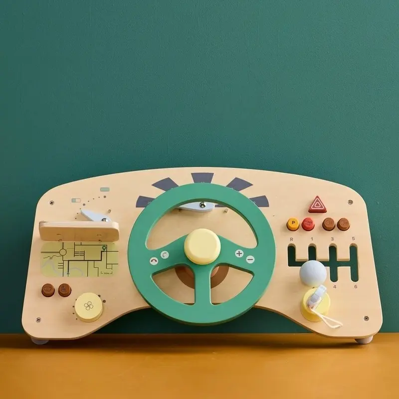 Drewniana Tablica Manipulacyjna Kierownica Kid's Concept FSC | Samochodowy Kokpit Sensoryczny dla Dzieci 18m+, Interaktywna Kierownica Drewniana z Kluczykiem i Biegami, Wspiera Motorykę Małą i Odgrywanie Ról, Prezent dla 2-latka i 3-latka.