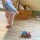 Drewniany Traktor z Przyczepką Kid's Concept Aiden FSC | Edukacyjny Pojazd Rolniczy z Kłodami dla Dzieci 12m+, Drewniana Zabawka na Farmę, Wspiera Motorykę Małą i Logiczne Myślenie, Prezent na Roczek dla Chłopca i Dziewczynki.