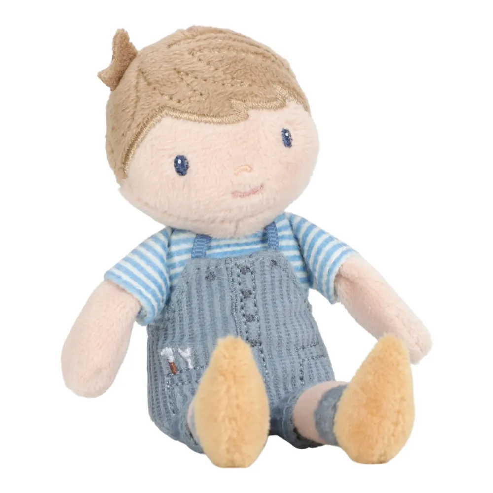 Mała Szmaciana Laleczka Jim Little Dutch 10 cm | Miękka Przytulanka i Maskotka dla Dzieci od 1 Roku Życia (1+), Mini Lalka z Materiału w Ozdobnym Pudełku Prezentowym, Rozwija Empatie i Daje Poczucie Bezpieczeństwa.