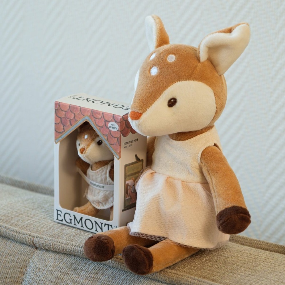 Sarenka Julia Egmont Toys