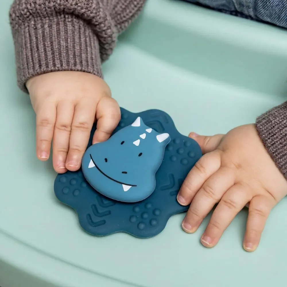 5401121031570_spinner z przyssawką Triceratops Trixie Baby