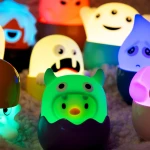 Eggy’s Mystery Lights Monsters lampka niespodzianka
