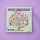 pol_pl_Janod-Zestaw-kreatywny-Scenki-do-wyklejania-z-mini-naklejkami-i-peseta-Cosy-stickers-Ciezarowka-15455_1.jpg
