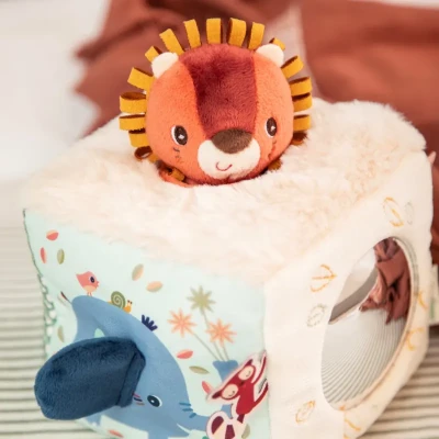 Lilliputiens miękka kostka sensoryczna z dźwiękiem Lew Jack