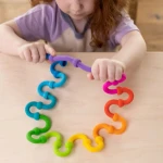 Fat Brain Toys sensoryczna zabawka manipulacyjna Plip Links