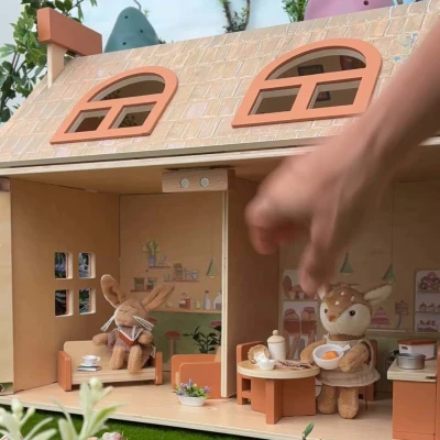Egmont Toys drewniany domek z meblami Kawiarnia i piekarnia 