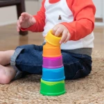 Fat Brain Toys zabawka sensoryczna wieża Dimpl Stack