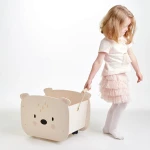 Tender Leaf Toys skrzynia na kółkach na zabawki