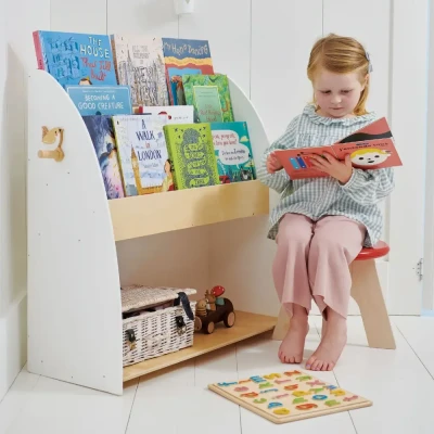 Tender Leaf Toys drewniany regał na zabawki i książki