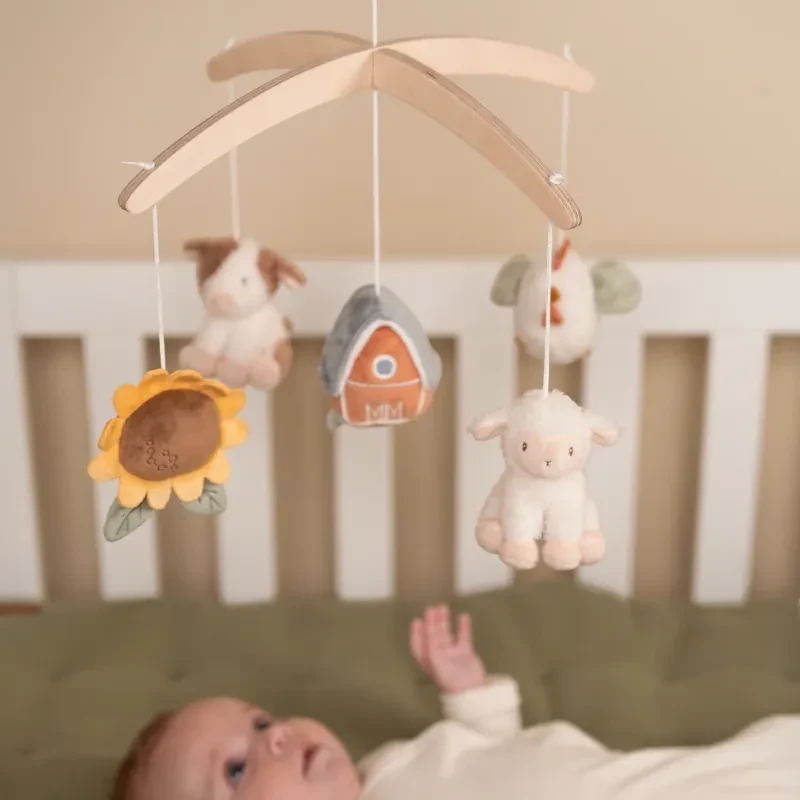 Little Dutch drewniana karuzela do łóżeczka Little Farm