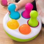 Fat Brain Toys sorter sensoryczny wańka wstańka SpinnyPins