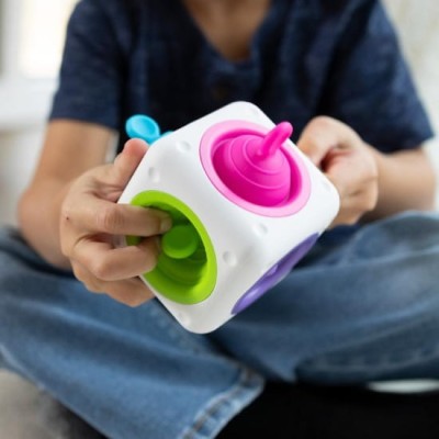 Fat Brain Toys zabawka sensoryczna kostka manipulacyjna Tugl