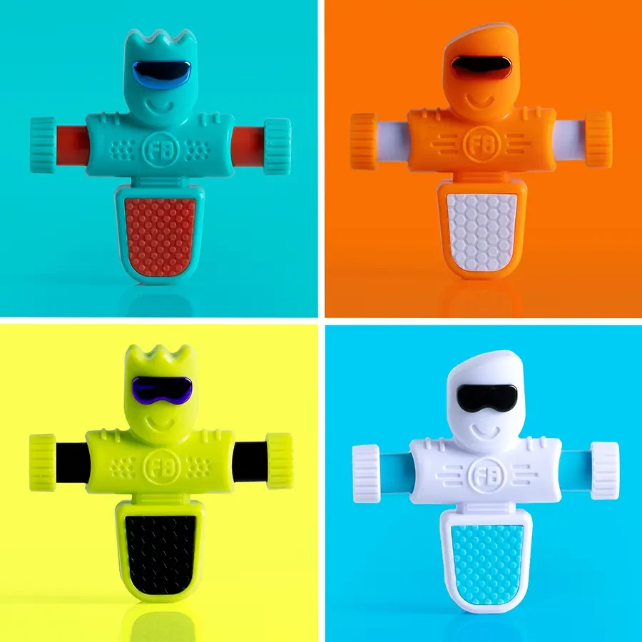 Fat Brain Toys piłkarzyki Foosbots 4 sztuki