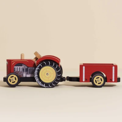 Le Toy Van traktor z przyczepą