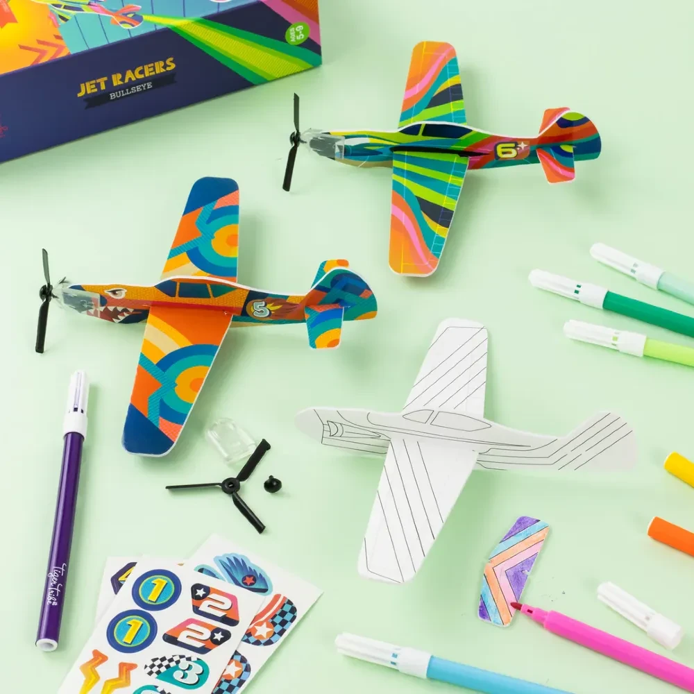 Zestaw kreatywny dla dzieci Tiger Tribe – piankowe samoloty do kolorowania i składania, w stylu retro, z markerami i naklejkami, dla dzieci 5–9 lat