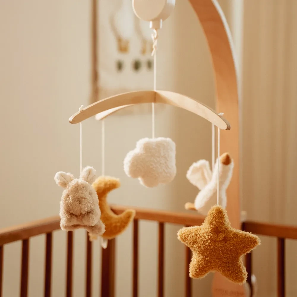 Little Dutch drewniana karuzela do łóżeczka z pozytywką Newborn Naturals