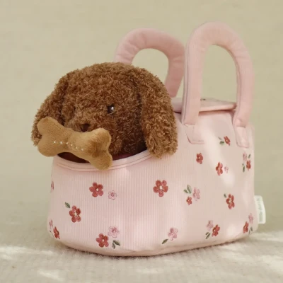 Little Dutch maskotka pluszowa piesek Jackie w torbie