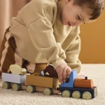 Kids Concept pociąg z wagonikami i zwierzątkami Farma 12m+