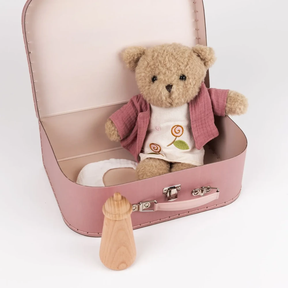 Egmont Toys Miś Morrisette z ubraniami w walizce