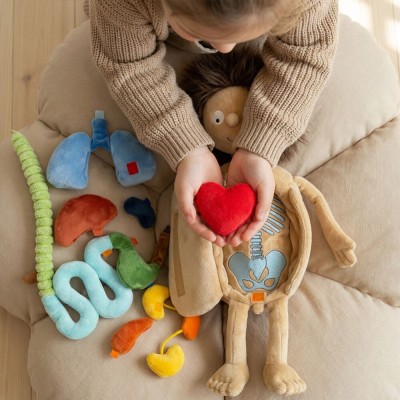 Sigikid pluszowa maskotka zabawka edukacyjna lalka Pacjent Erwin