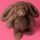 Ekskluzywny pluszowy króliczek Hoppleston Luxe Bunny marki Jellycat o wysokości 31 cm. Luksusowa maskotka premium z gęstym, jedwabistym futerkiem i długimi uszami, idealna na elegancki prezent na roczek dla dziewczynki i chłopca