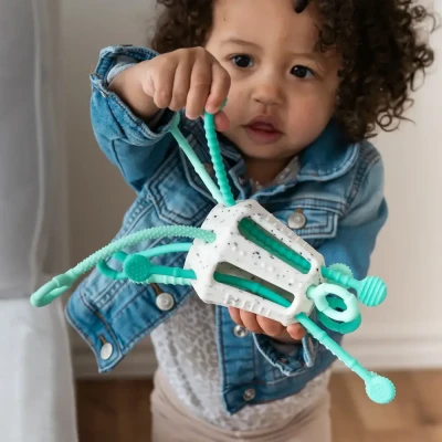 Mobi zabawka sensoryczna do rozwoju motoryki małej