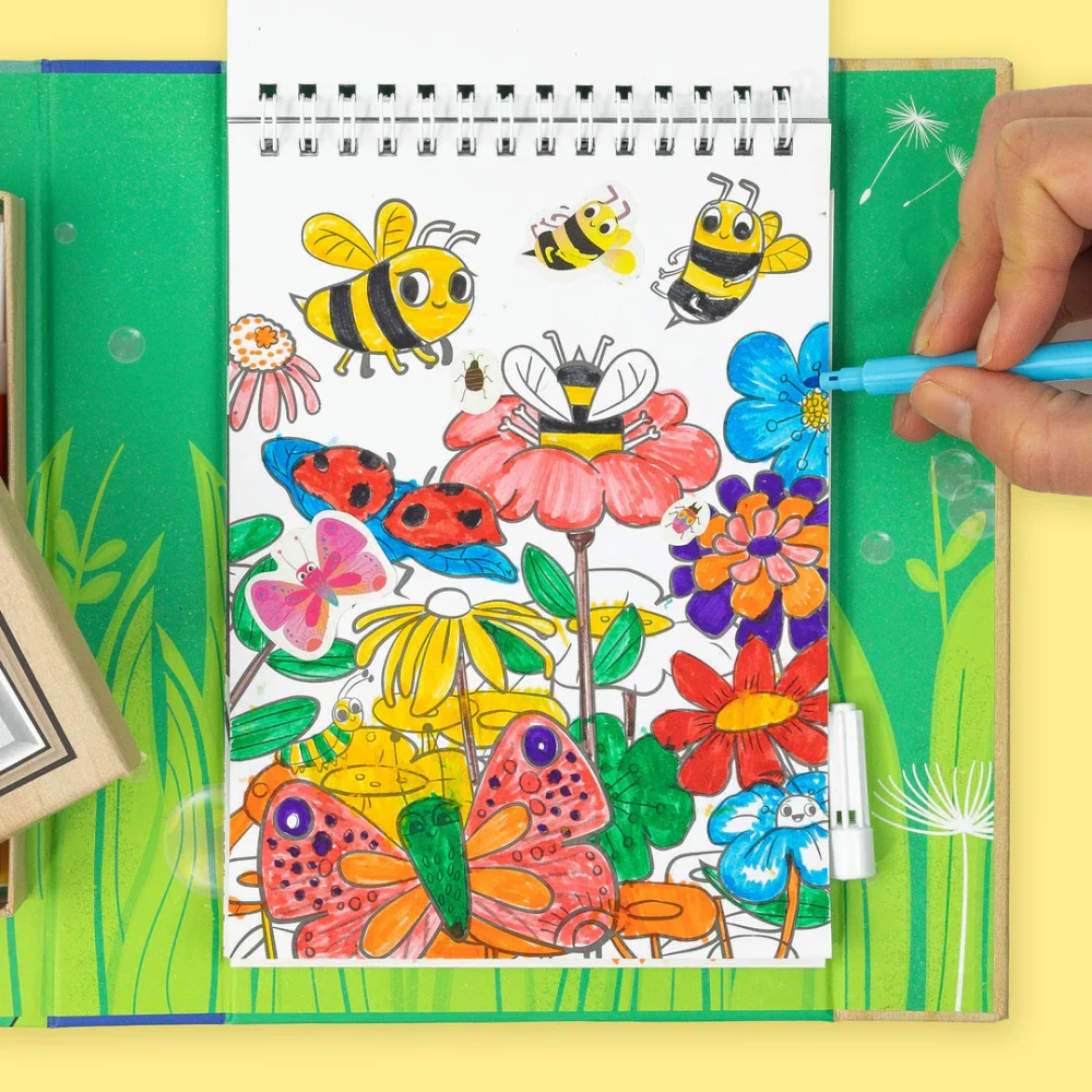 ASC_6-0297_Colouring-Set-Backyard-Bugs_07a.webp