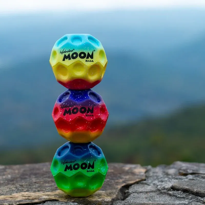 Piłeczka o Ekstremalnym Odbiciu Waboba Gradient Moon Ball | Zwariowana Piłka Kauczukowa z Dźwiękiem dla Dzieci od 5 Roku Życia (5+) i Dorosłych, Piankowa Piłka z Kraterami z Efektem Pop, Rozwija Refleks i Koordynację Ręka-Oko.