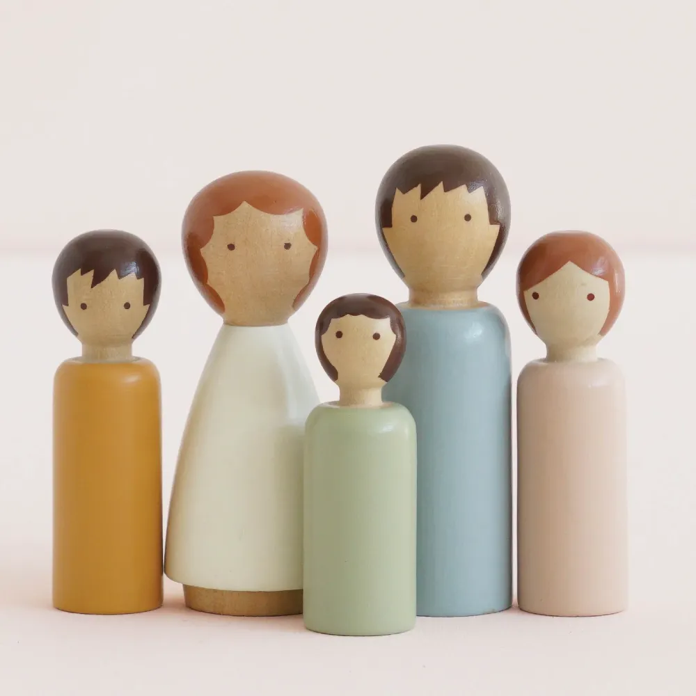 Le Toy Van drewniana rodzina lalek do domku – figurki 5 elementów