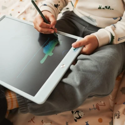 Liewood duży tablet do rysowania Zora Croco Dove Blue